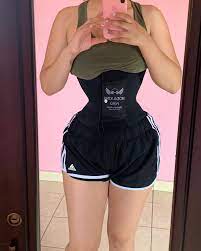 <em>Camila Hernández - Compradora </em>en Facebook